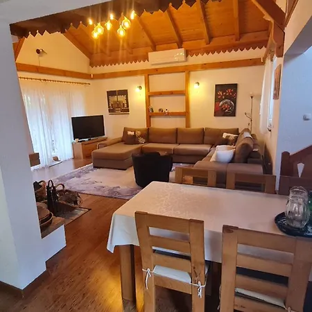 Casa de Férias Forest Retreat